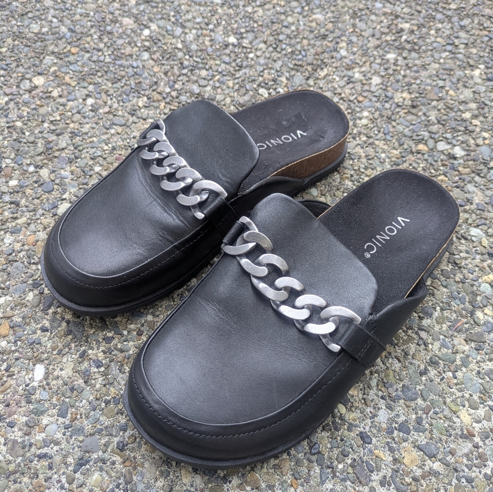 Vionic Black Leather Chain-Trim Clog Mules